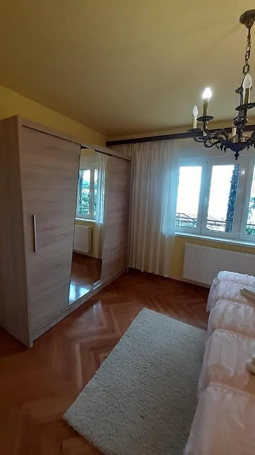 K&M Apartment Abbazia 0*,
